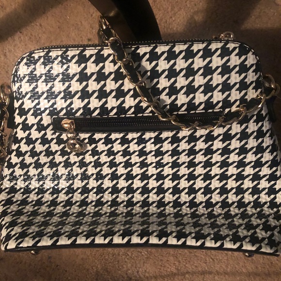 Houndstooth handbag w/chain&attached shldr strap - Picture 4 of 6
